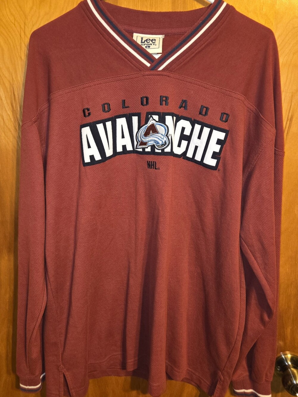 VINTAGE LEE SPORT Colorado Avalanche Hockey Embroidered Sweatshirt Size Large